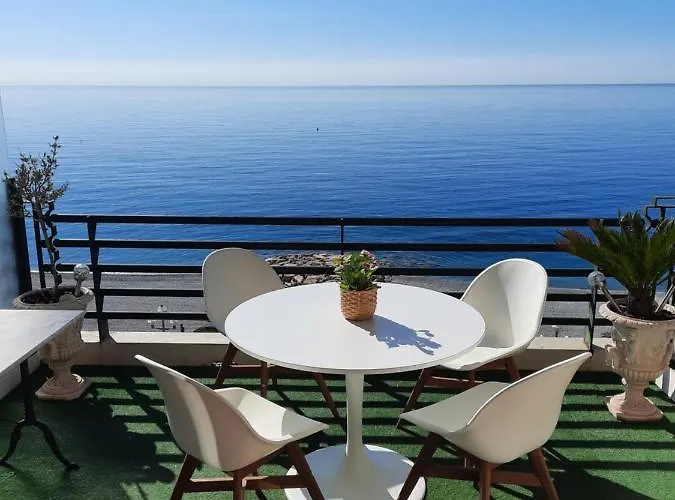 Nice Baie Des Anges Promenade Des Anglais